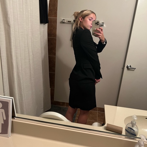 Black Express Blazer - Picture 6 of 6